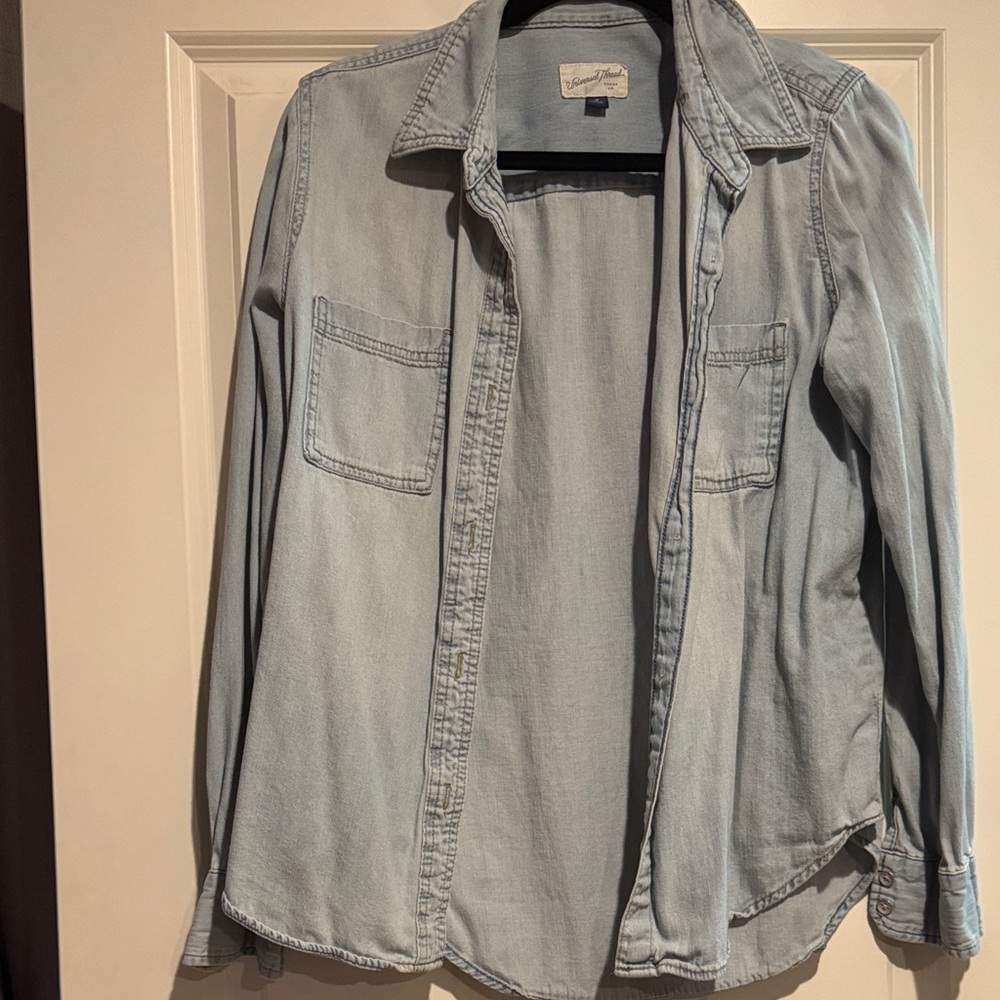 Universal Thread Light Blue Top